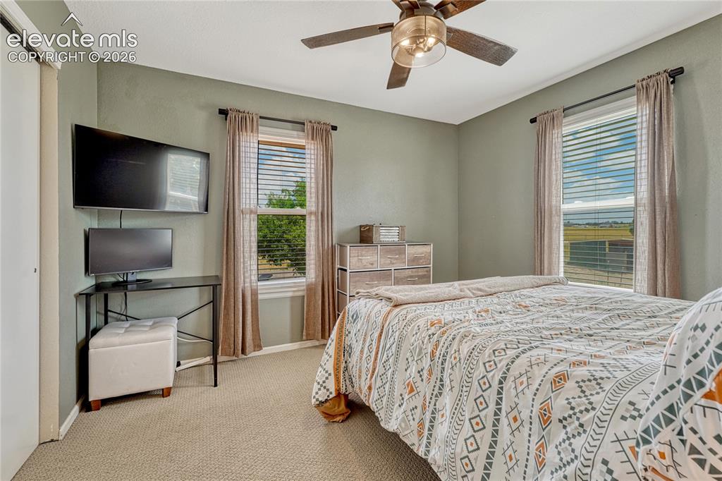 Image 17 of 50: Additional Bedroom