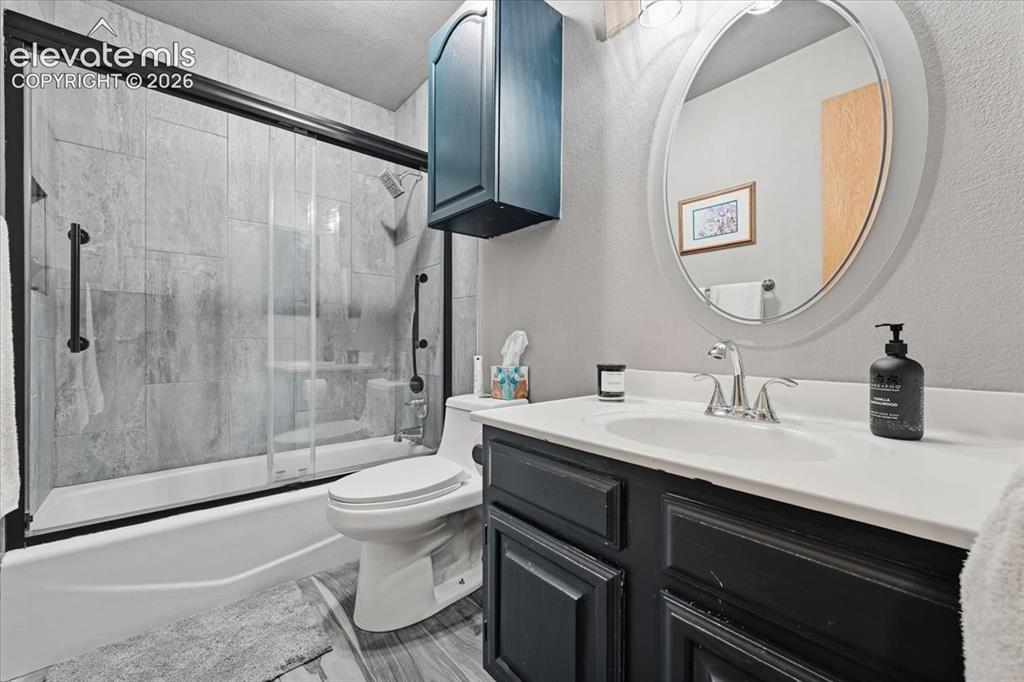 Image 22 of 44: Main level bathroom