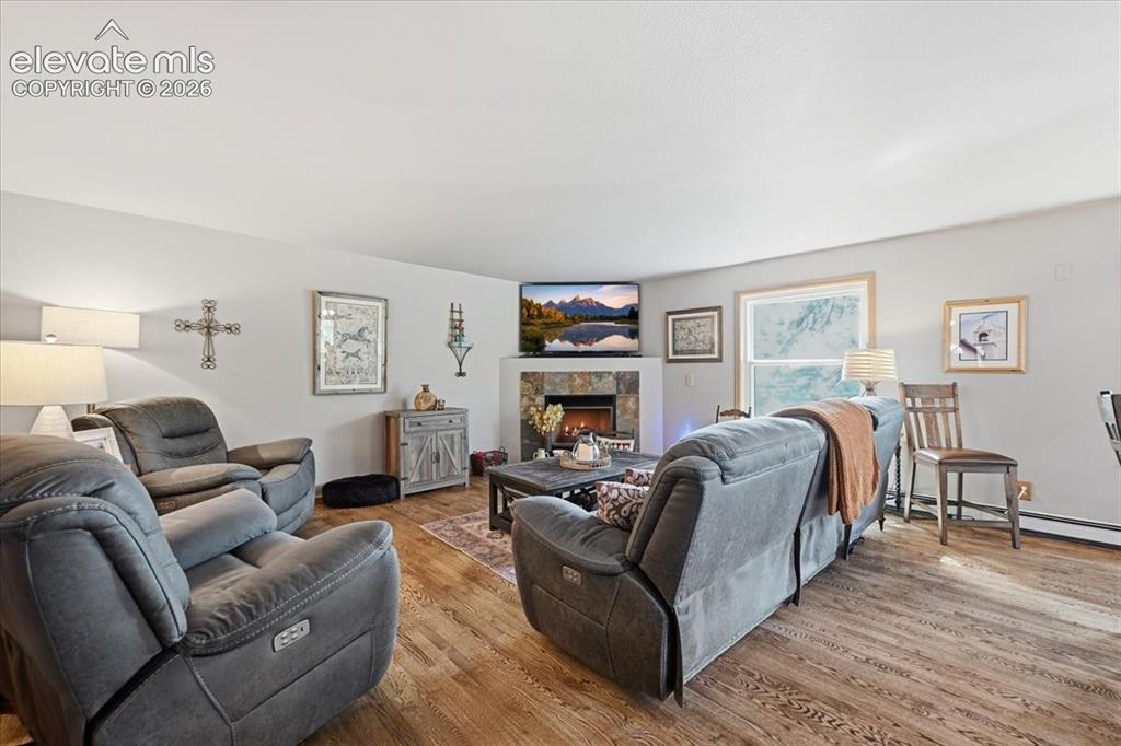 Image 8 of 44: Living Room