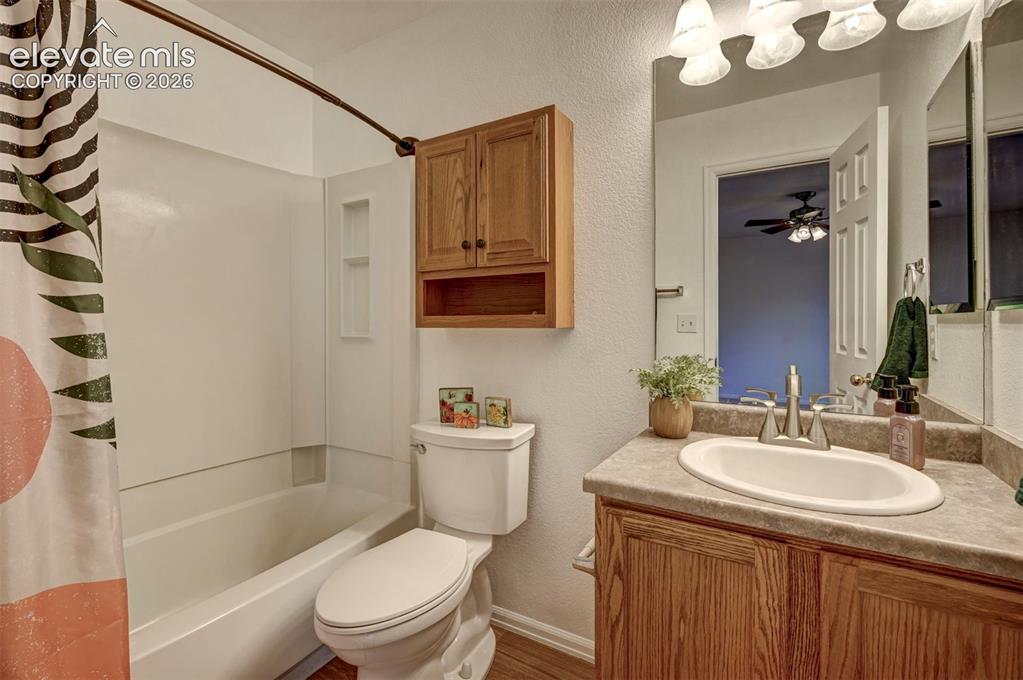 Image 15 of 28: Master Bathroom