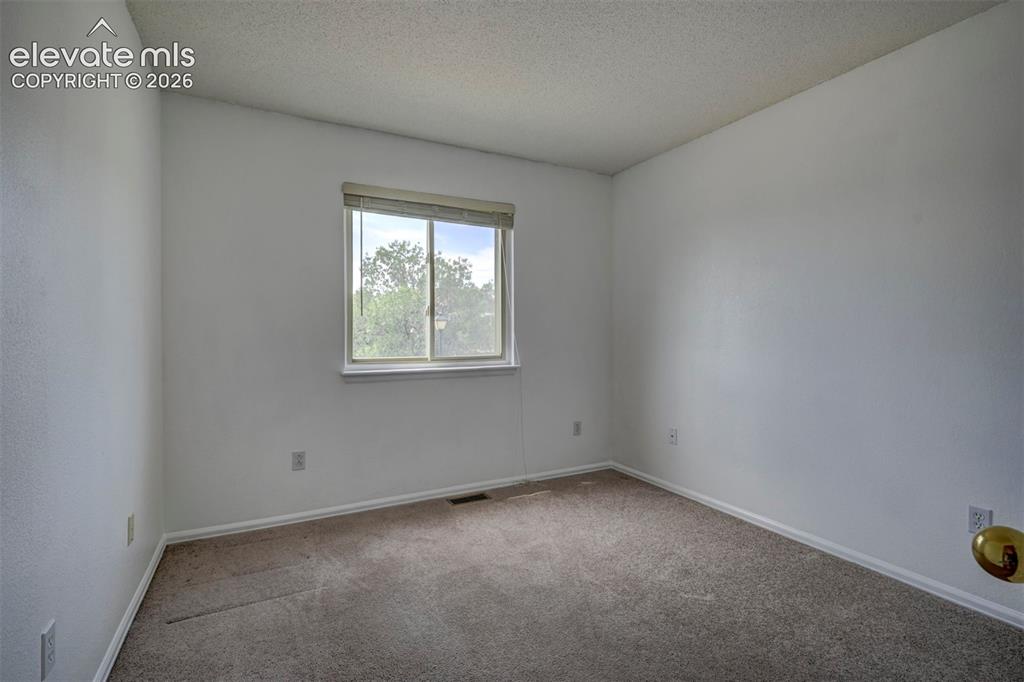 Image 16 of 28: Bedroom #2