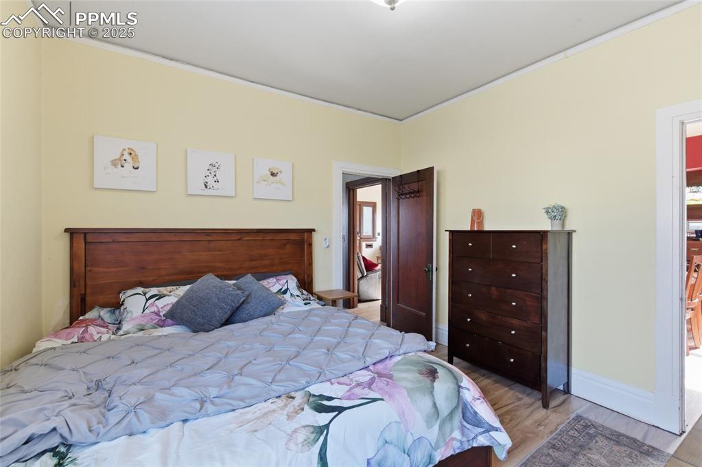 Image 16 of 39: Bedroom