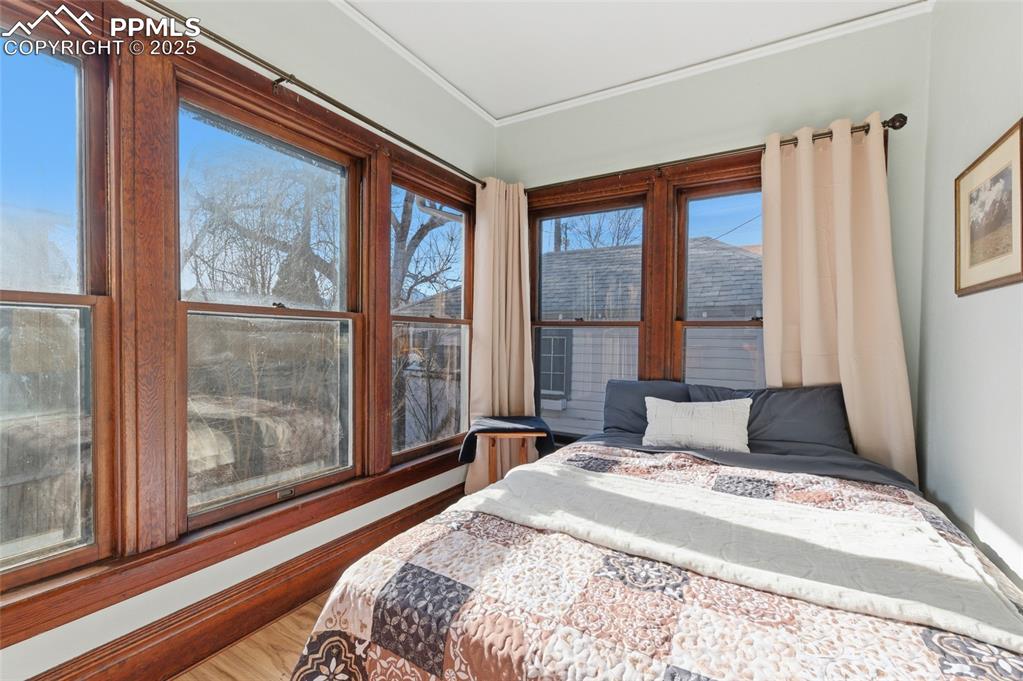 Image 22 of 39: Bedroom