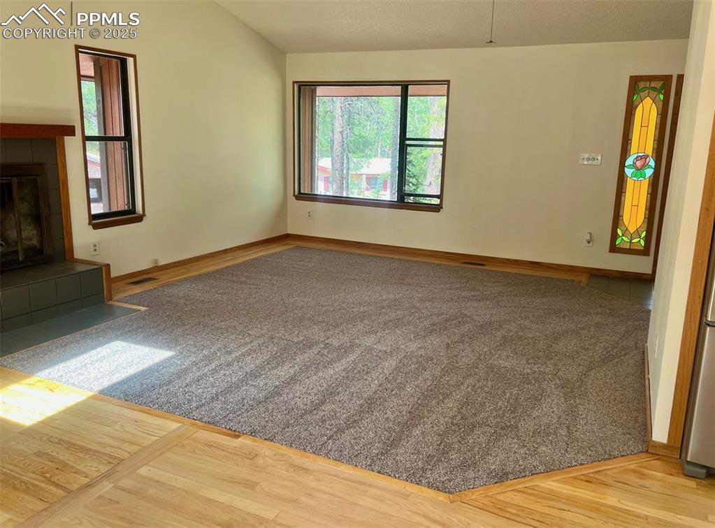 Image 18 of 38: Living Room