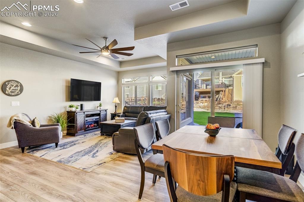 Image 8 of 49: Dining Area