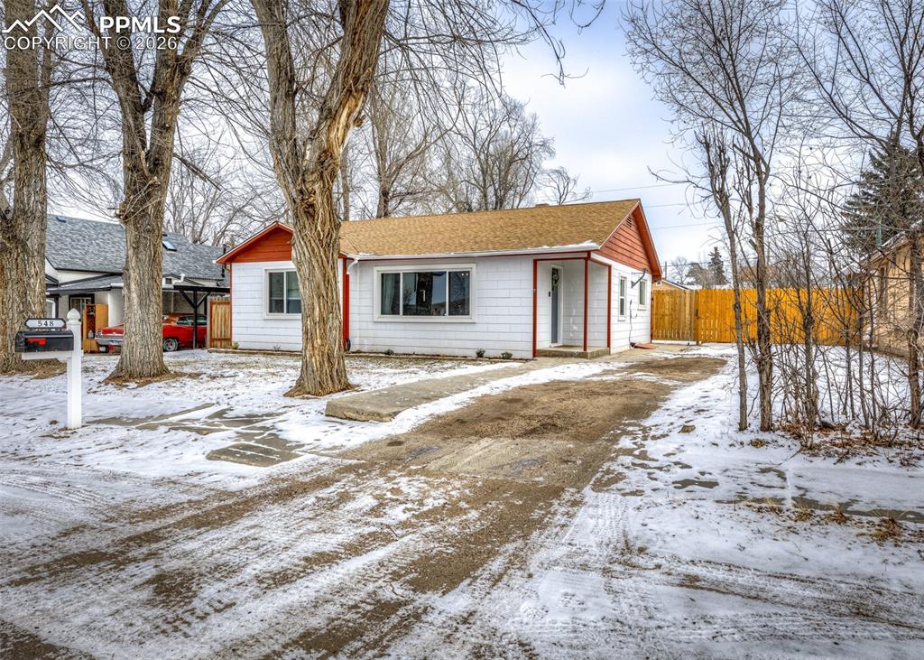 Image 1 of 40: Front of Structure