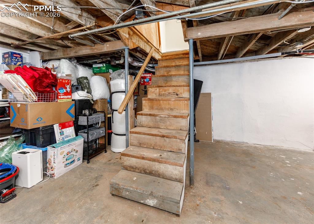 Image 30 of 40: Basement