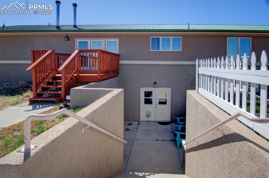 Image 39 of 43: Walkout #2