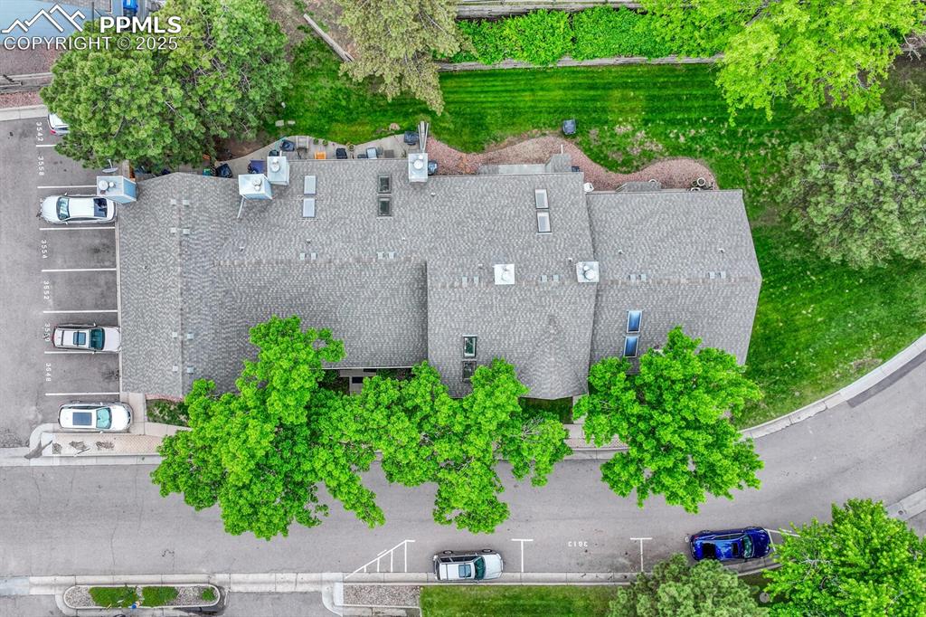 Image 39 of 50: Reserved parking nearby. Plenty of guest parking