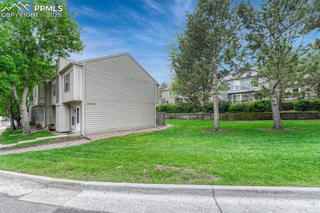 Image 43 of 50: Nice green spaces throughout the neighborhood