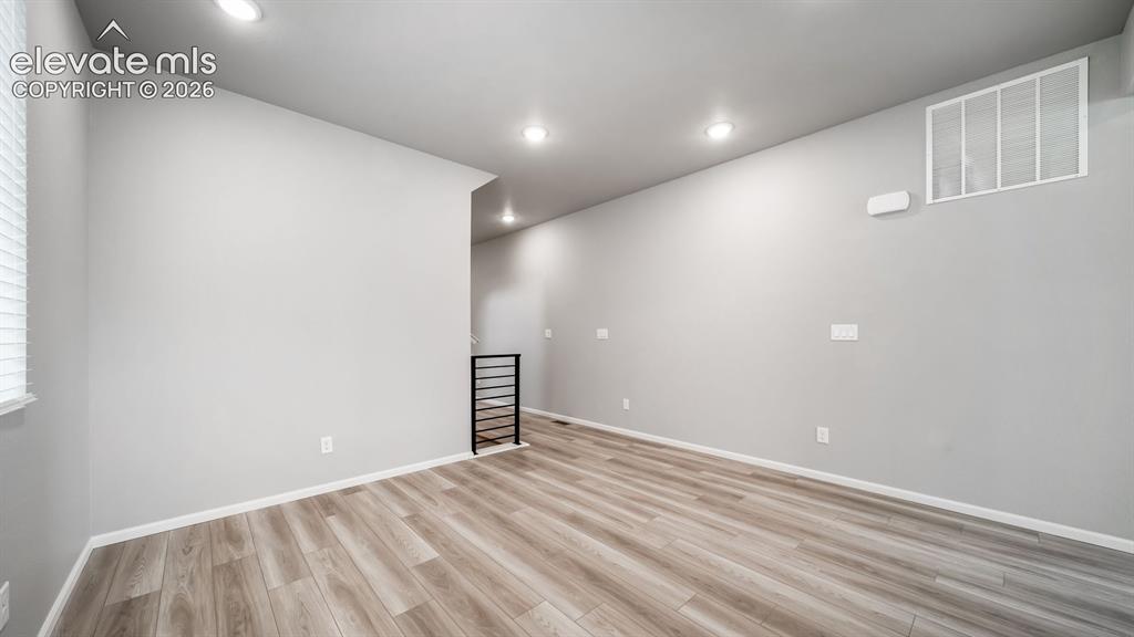 Image 6 of 34: Photos of a Model Home