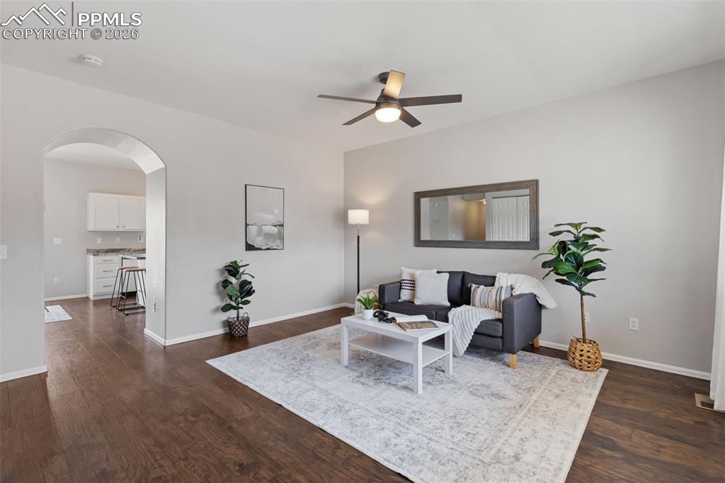 Image 4 of 47: No Description Available