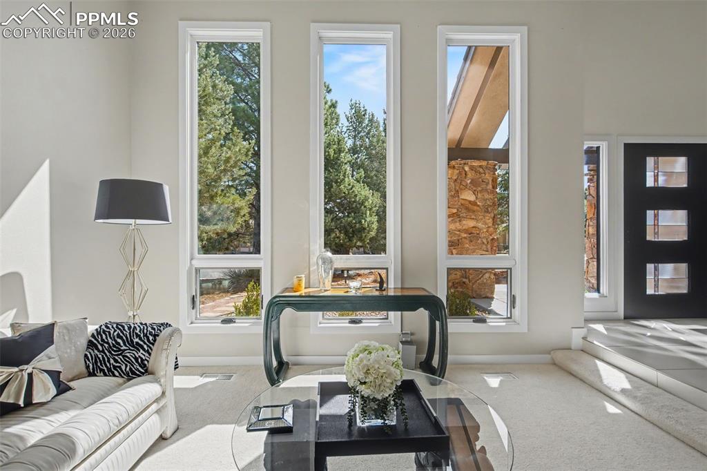 Image 15 of 50: Living Room