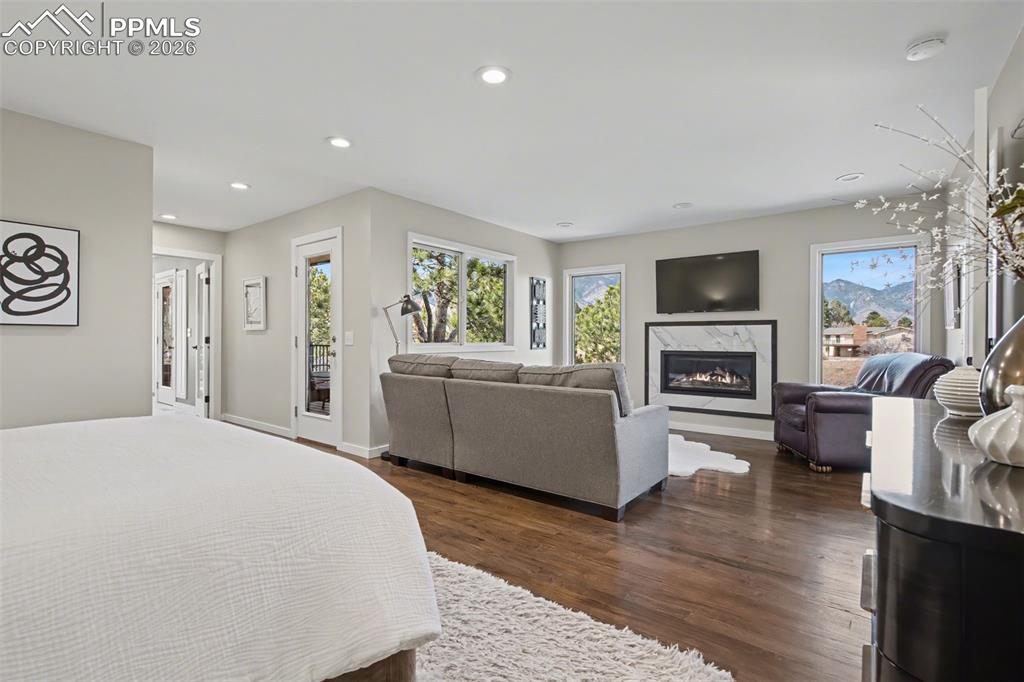 Image 20 of 50: Master Bedroom