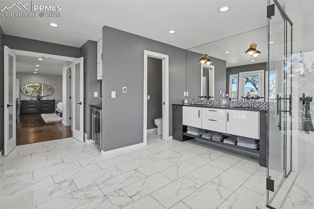 Image 26 of 50: Master Bathroom