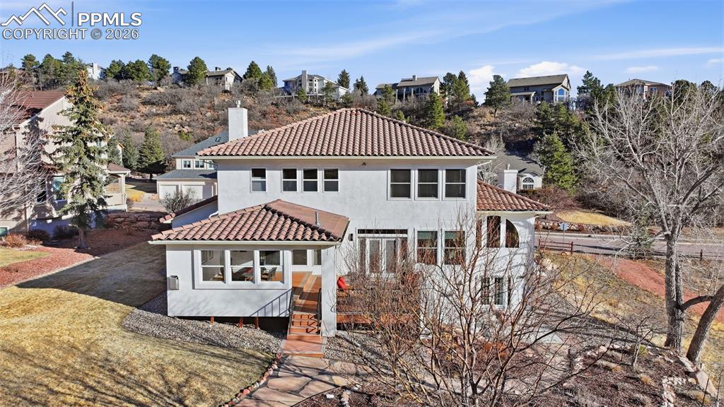 Image 40 of 48: Back of Structure