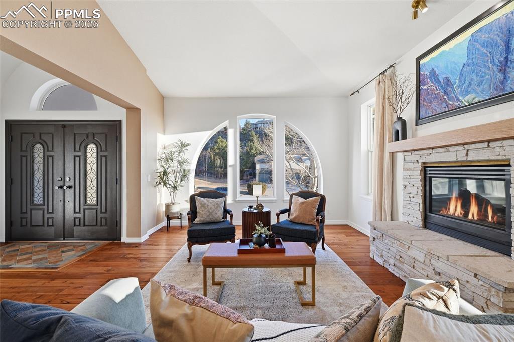 Image 5 of 48: Living Room