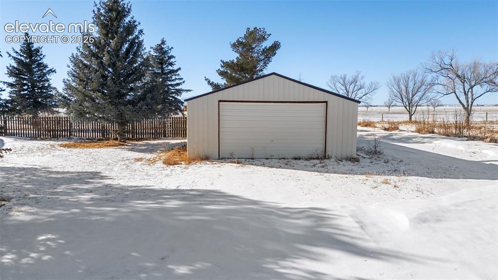 Image 18 of 20: Additional 18x24 garage or workshop