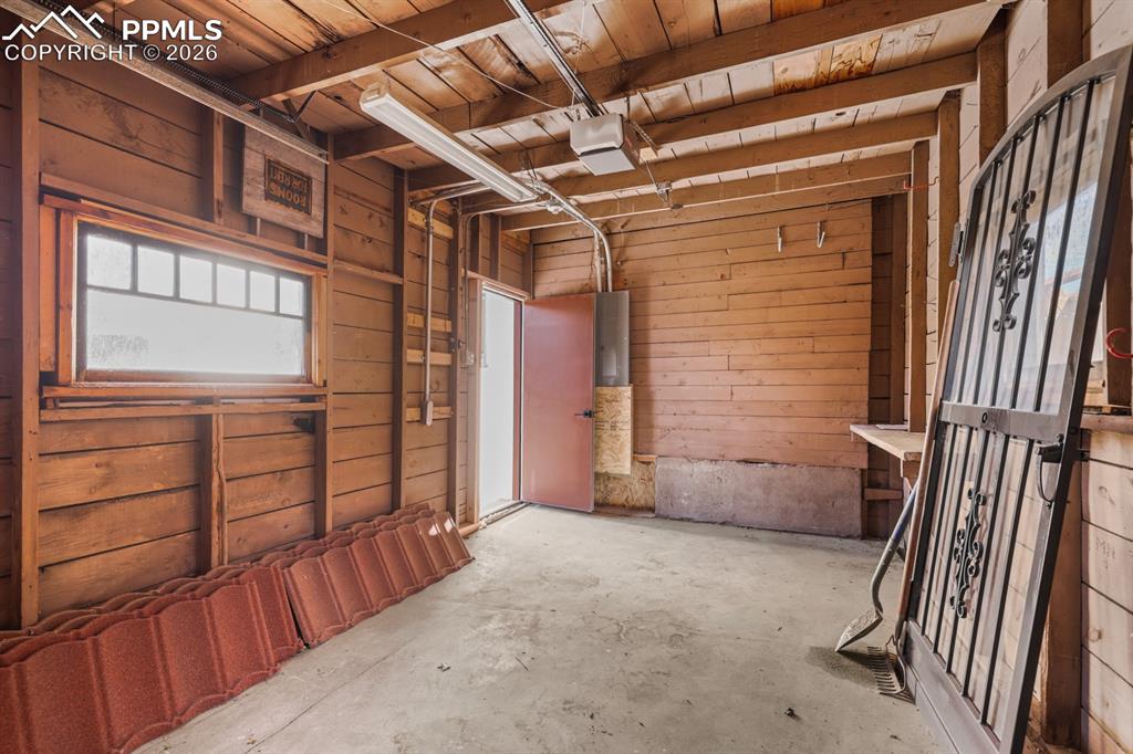 Image 34 of 40: Other