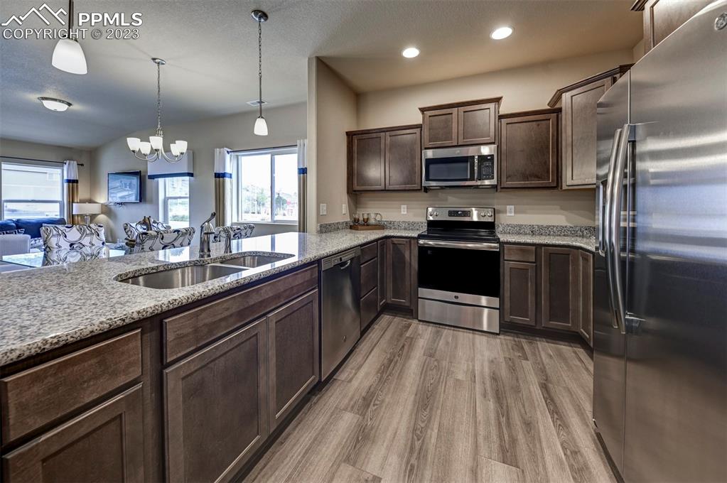 Listing 4291430, Image 11 of 23