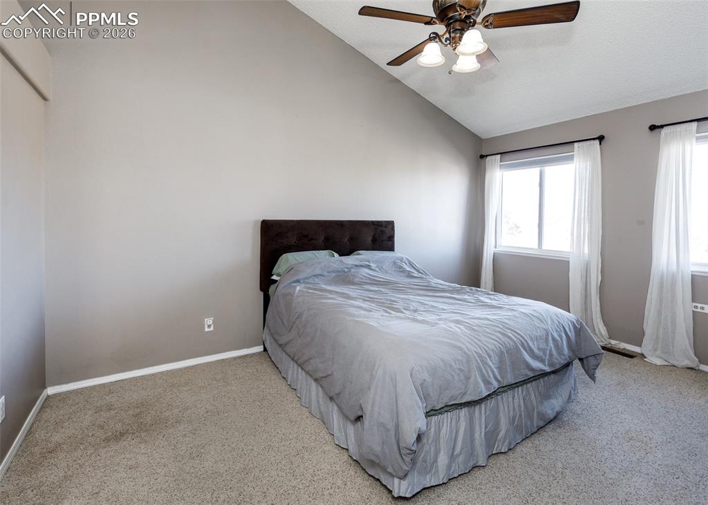 Image 17 of 42: Bedroom