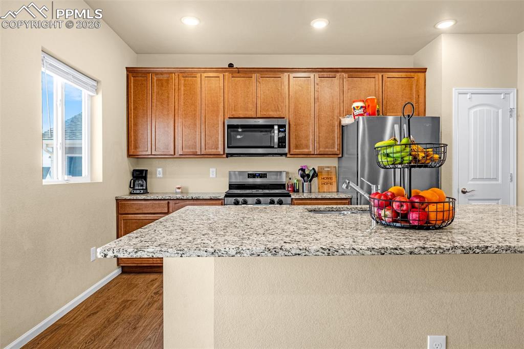 Image 12 of 34: Kitchen