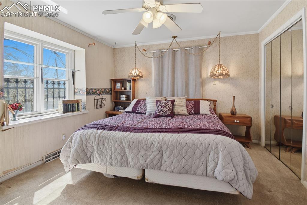 Image 13 of 47: Bedroom