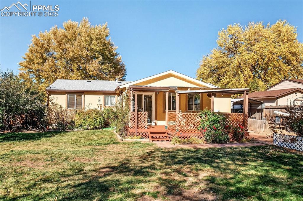 Image 29 of 36: Mature vegitation surrounds the home adding to the privacy