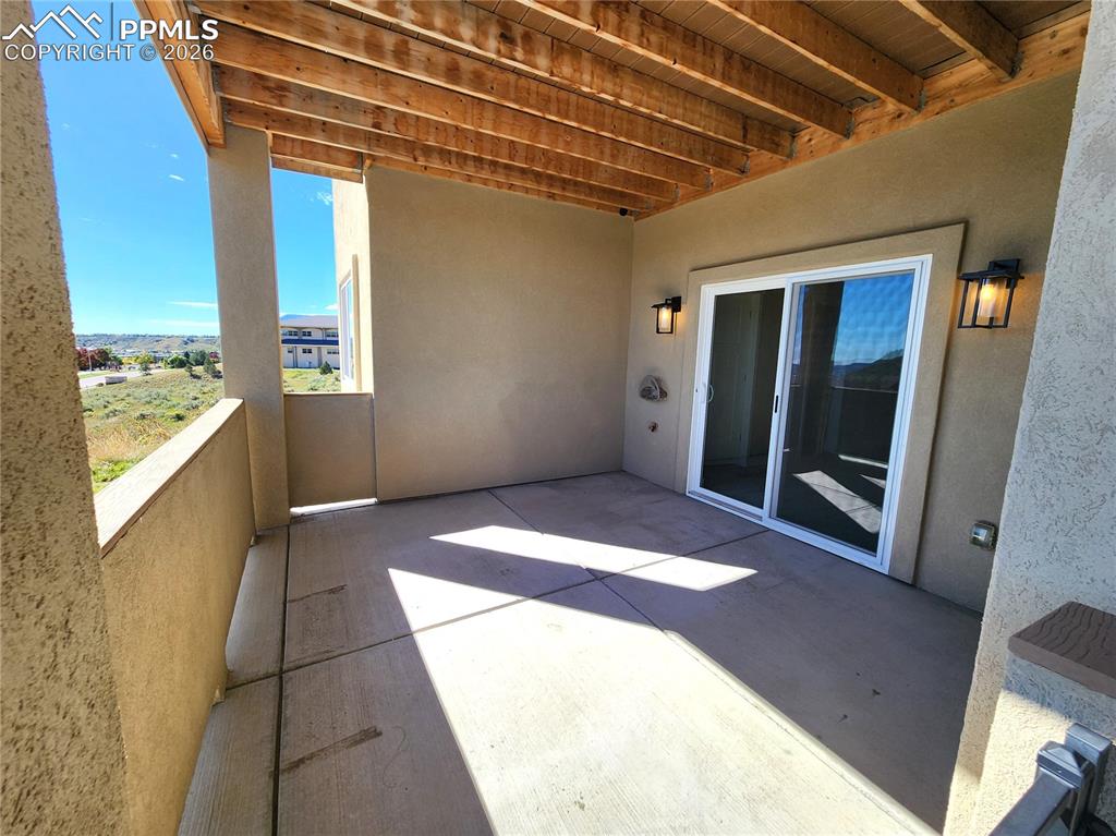 Image 41 of 50: Walk-Out Basement Deck