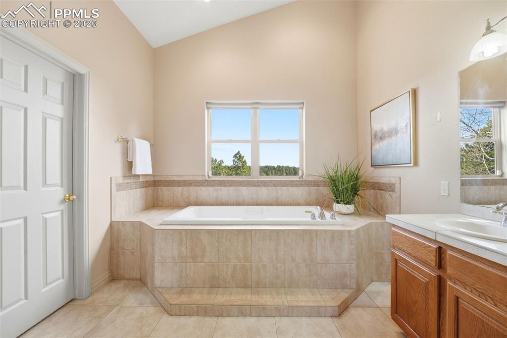 Image 17 of 50: Primary Bathroom