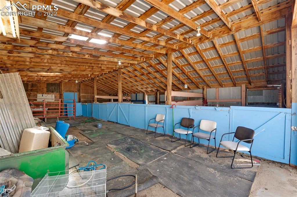 Listing 4295840, Image 14 of 37