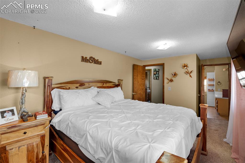 Listing 4295840, Image 25 of 37