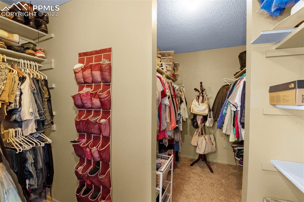 Listing 4295840, Image 26 of 37