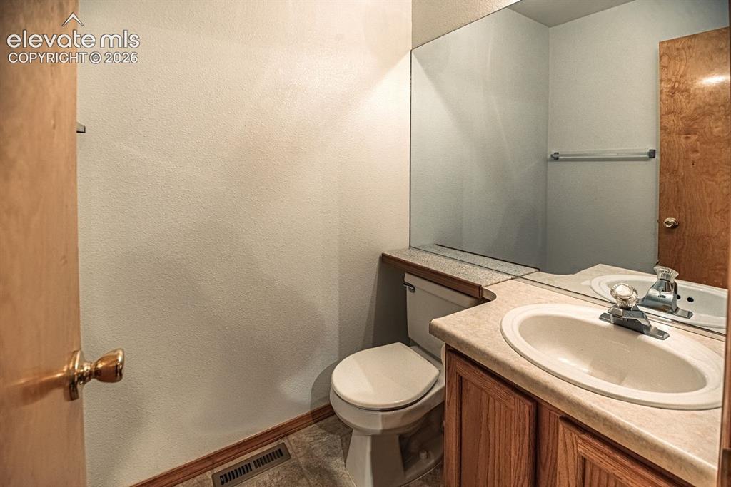 Image 31 of 38: Bathroom