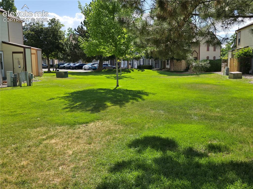 Image 16 of 21: Rear Greenbelt