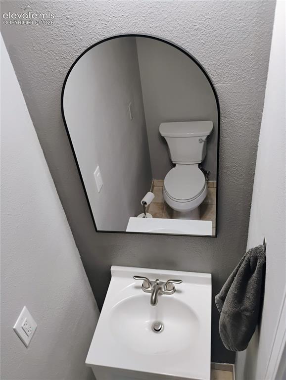 Image 2 of 21: Newly Remodeled Half-Bath