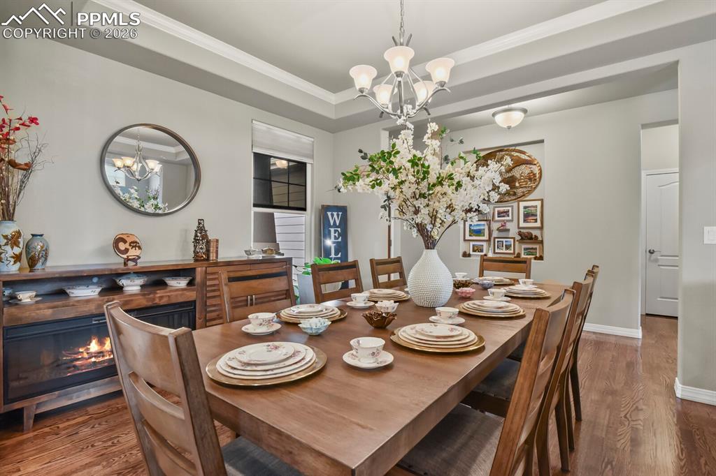 Image 15 of 47: Dining Area