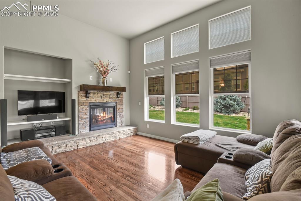 Image 2 of 47: Living Room