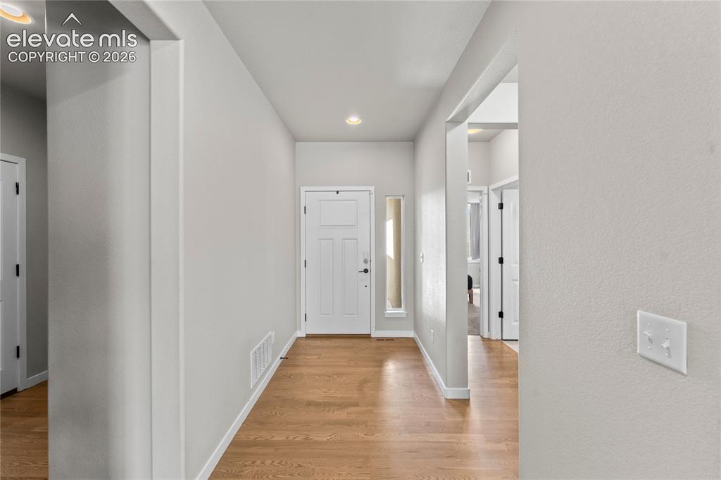 Image 8 of 50: Entry