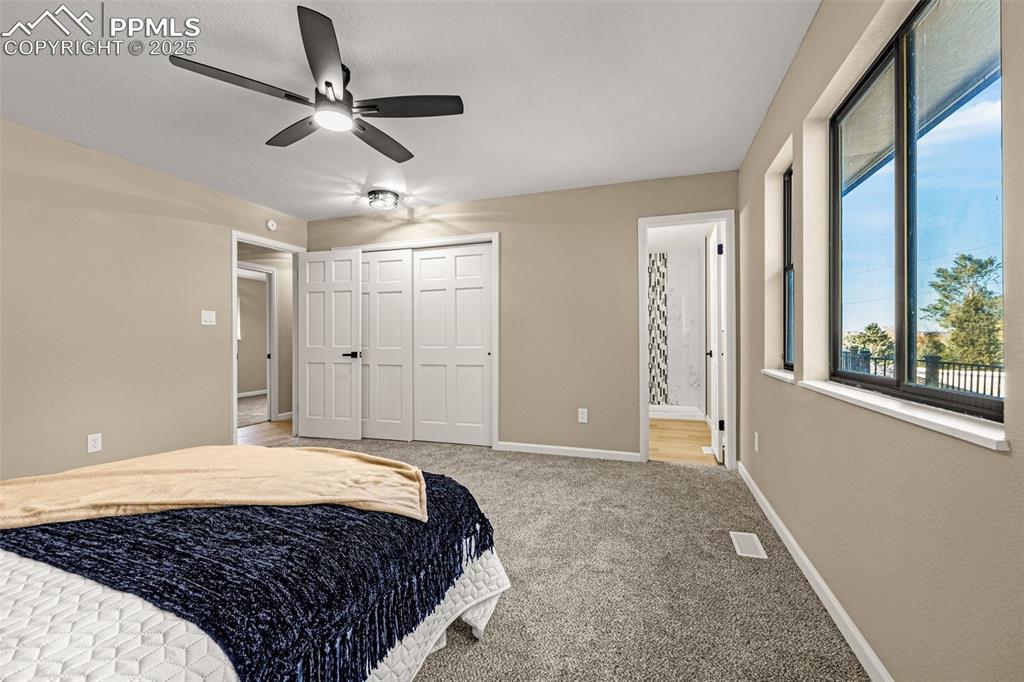 Image 20 of 49: Bedroom