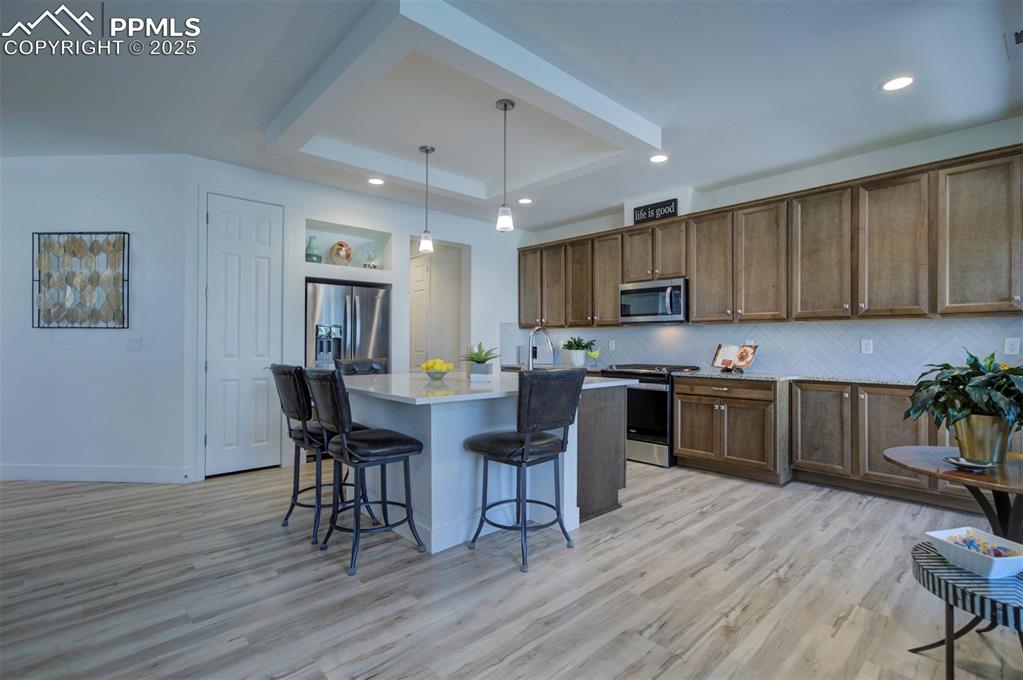 Image 11 of 50: Kitchen