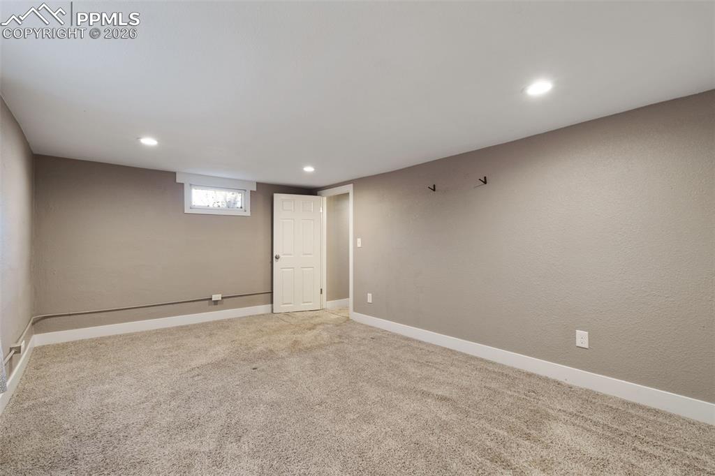 Image 18 of 26: Basement