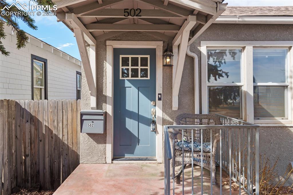 Image 3 of 26: Entry