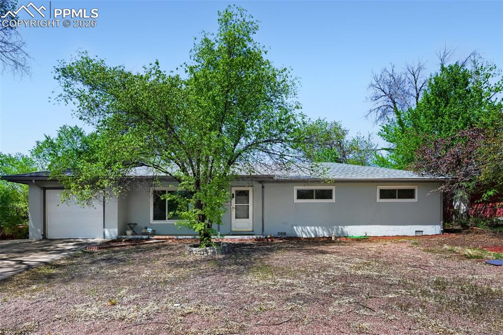 Image 2 of 28: Front of Structure