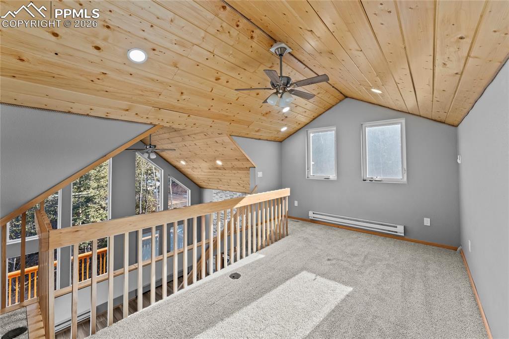 Image 17 of 29: Bonus Room