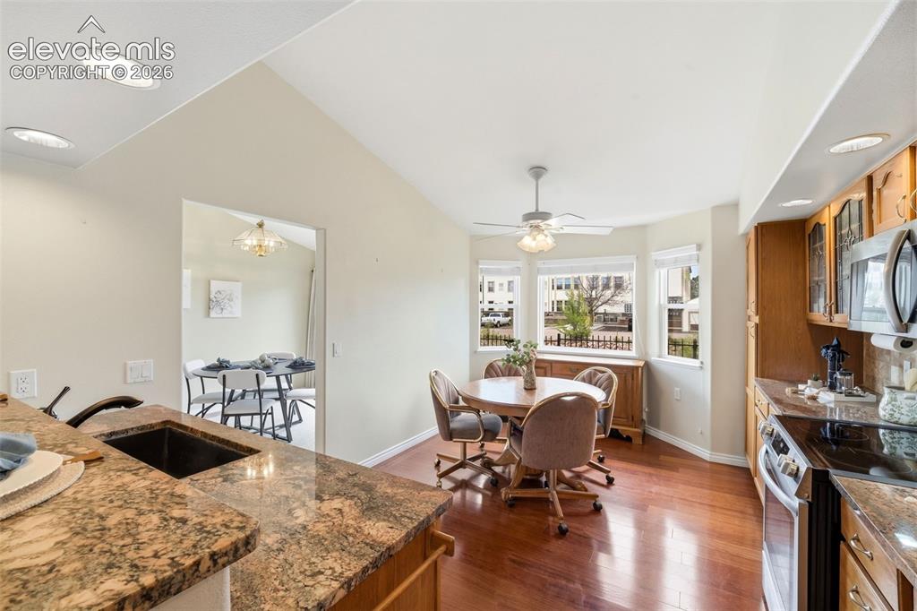 Image 8 of 47: Kitchen