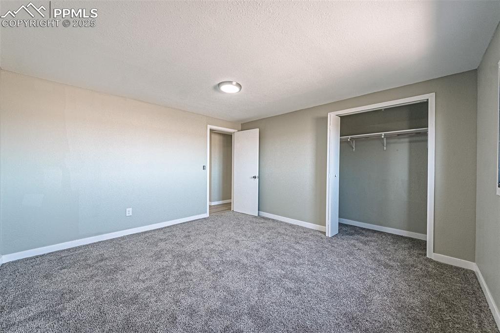 Image 24 of 34: Bedroom