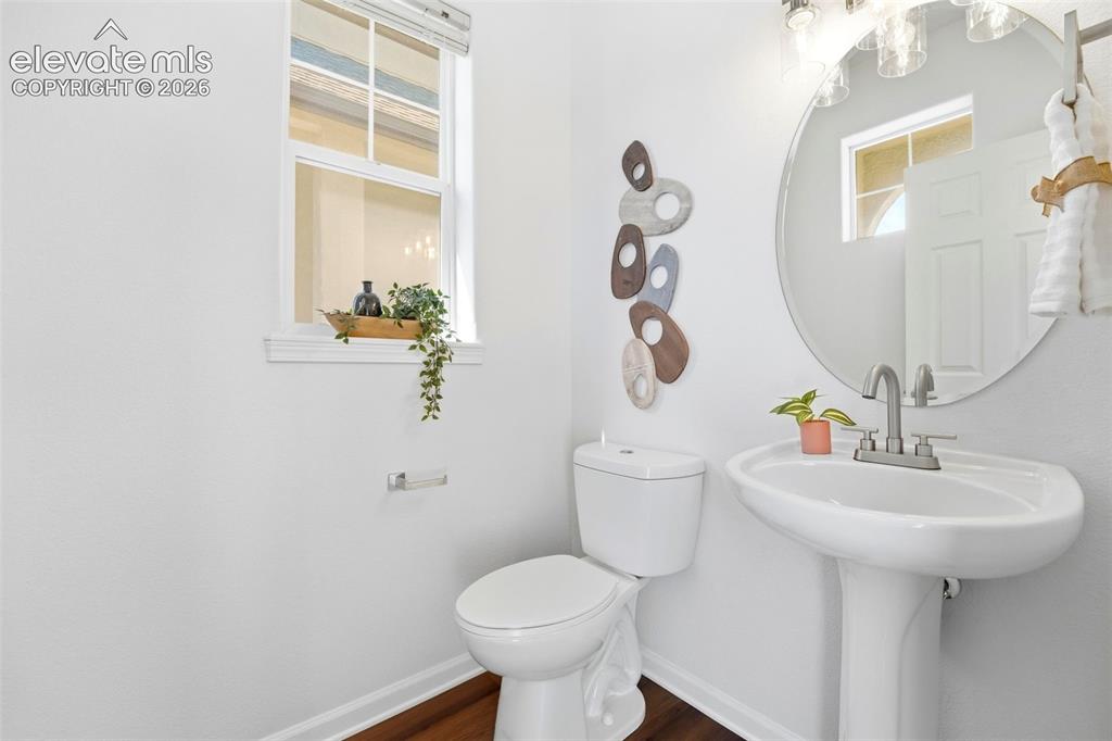 Image 15 of 25: Bathroom