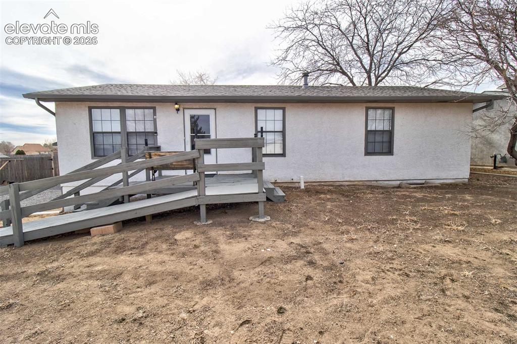 Image 3 of 33: Front of Structure