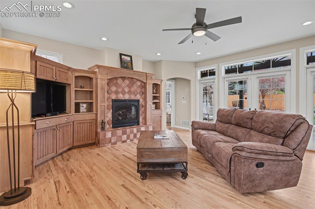 Image 15 of 47: No Description Available